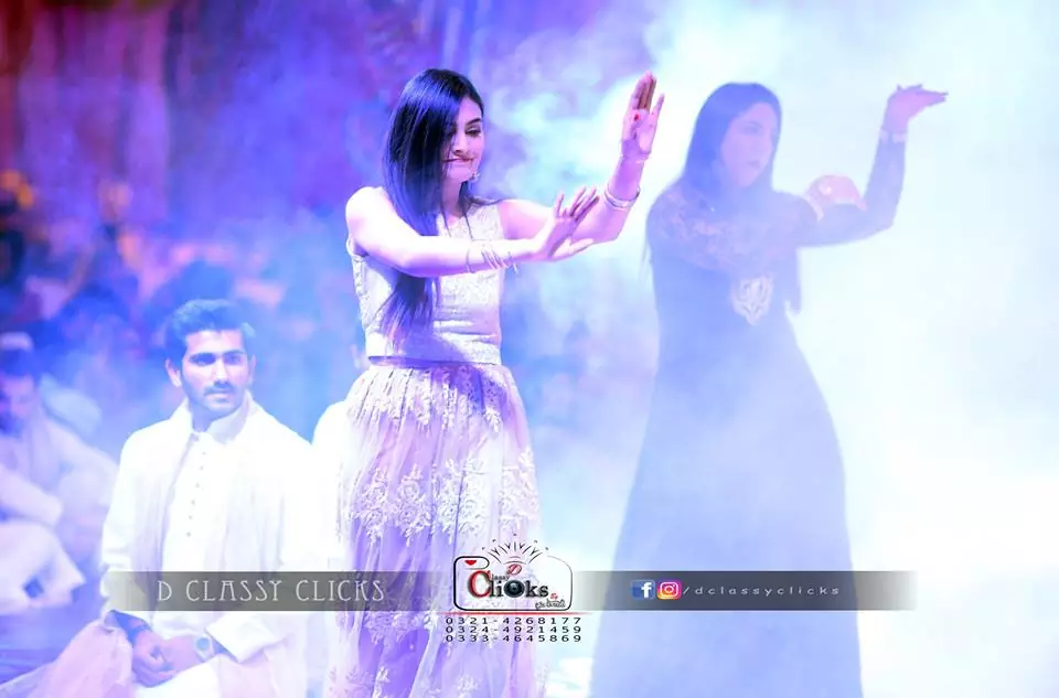 dancing shot, candid, mehndi moment, wedding photography