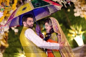 couple shoot, outdoor shoot, mehndi shoot, signature shoot, wedding photographers