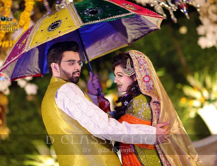 couple shoot, outdoor shoot, mehndi shoot, signature shoot, wedding photographers