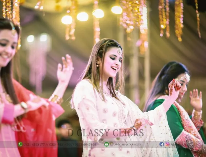 candid shot, best photograhers, wedding shoot, photography company
