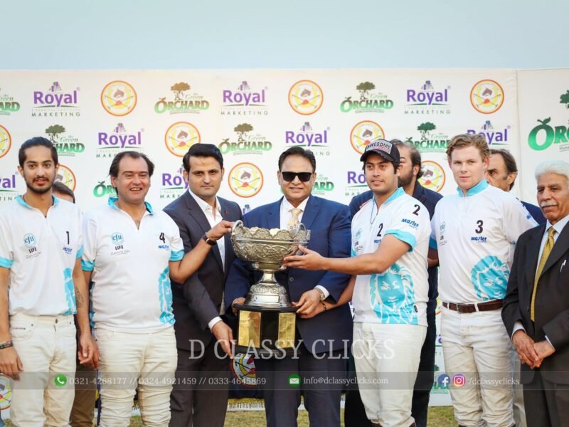 45576466_2062675137396567_3069127365650022400_n (1)