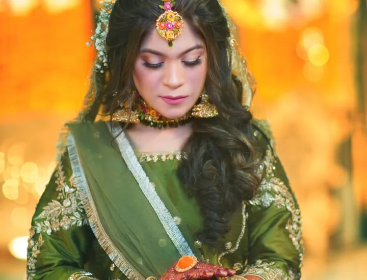 signature shoot, bridal portrait, mehndi photo, wedding shoot