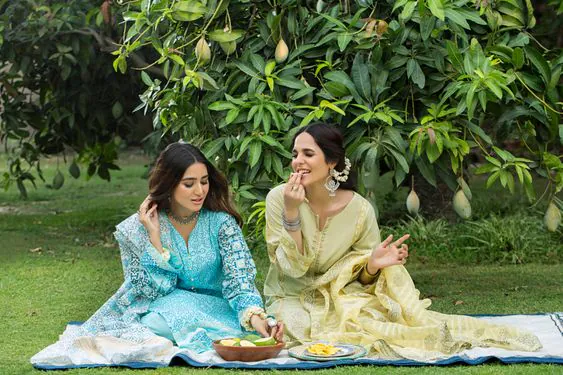 model shoot, photography shoot, studio